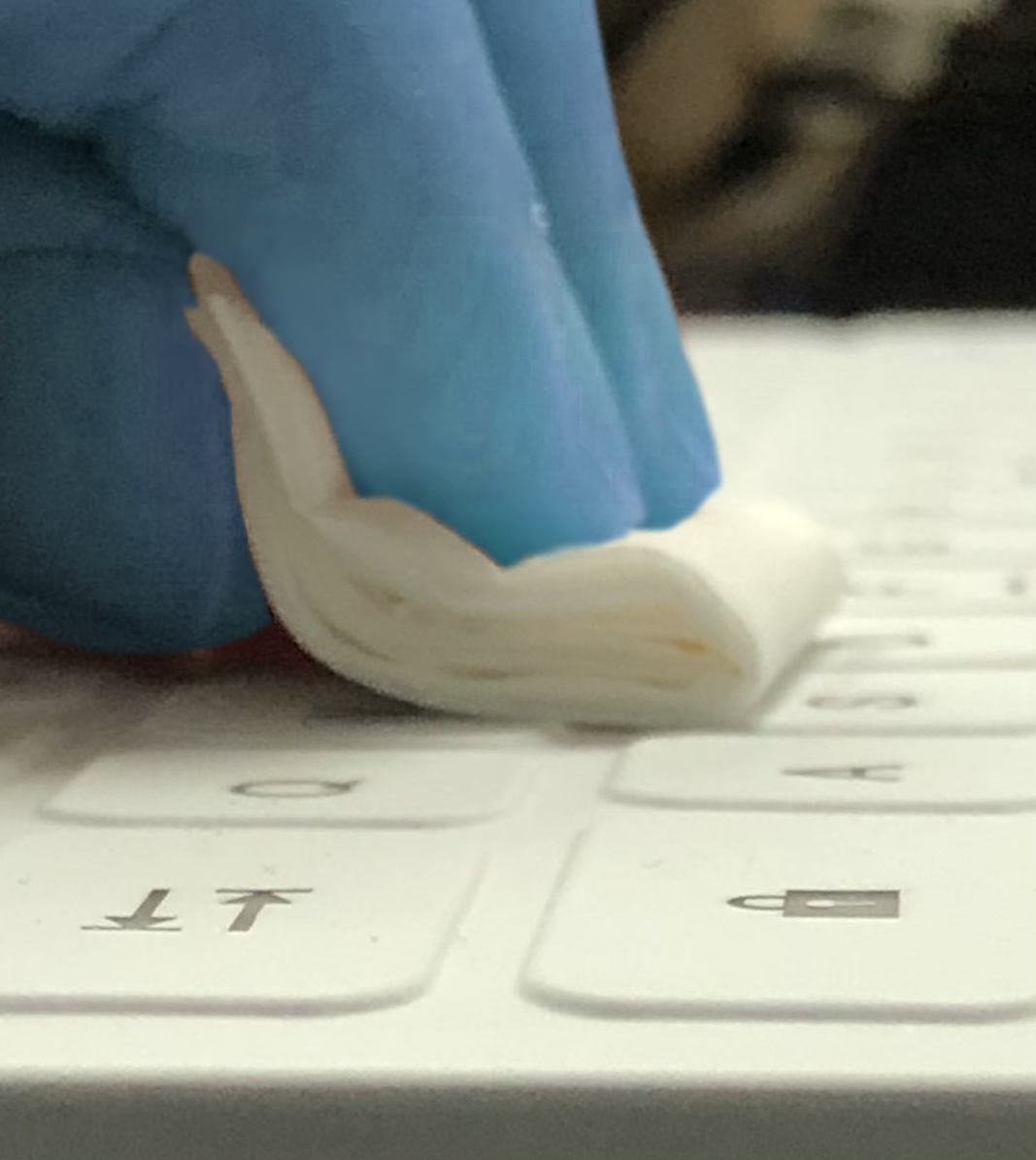 使用案例, 如德国大学相关的研究报告, 采用卫生键盘可减少交叉感染率